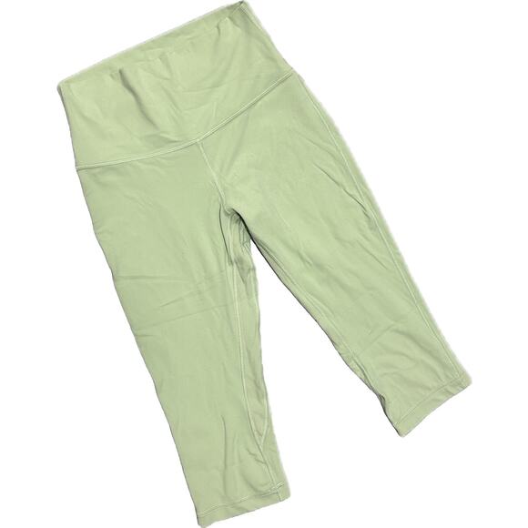 Lululemon Creamy Mint Align High Rise Below Knee Crop Leggings Women’s Size 6 - Picture 1 of 7
